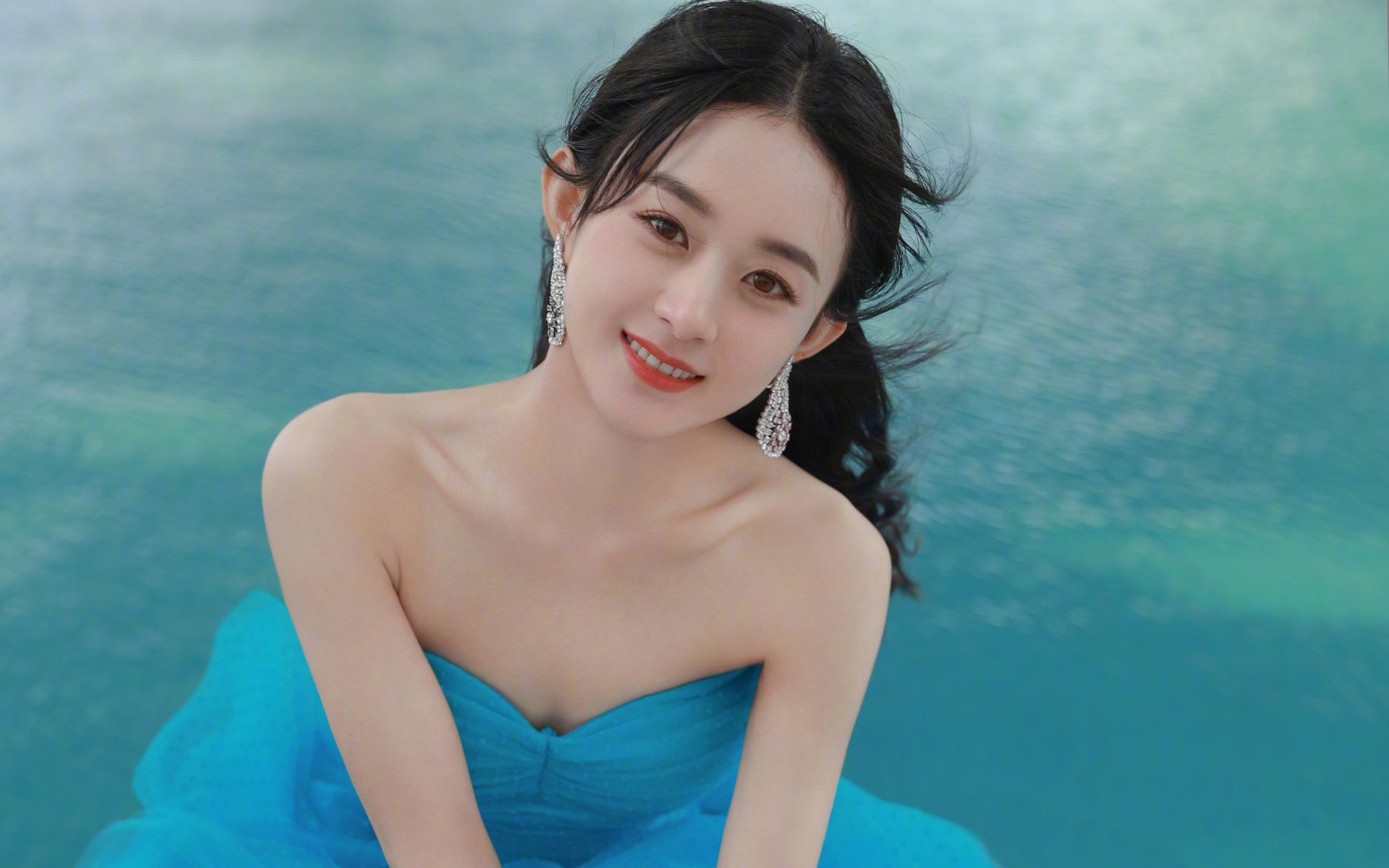 掘金新赛季广告由科比遗产基金赞助，引发球迷热议，科比 掘金 扣篮